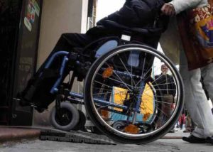 Disabilità, 900 mila € per abbattere barriere architettoniche in abitazioni private