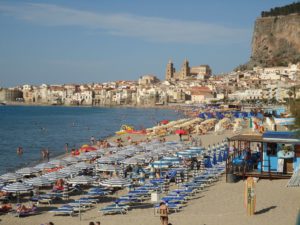 Caro spiaggia Sicilia: dati Federconsumatori estate 2023
