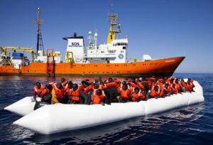 Causarono la morte di cinque migranti: quattro misure cautelari