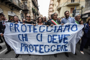 Corteo solidale a Palermo
