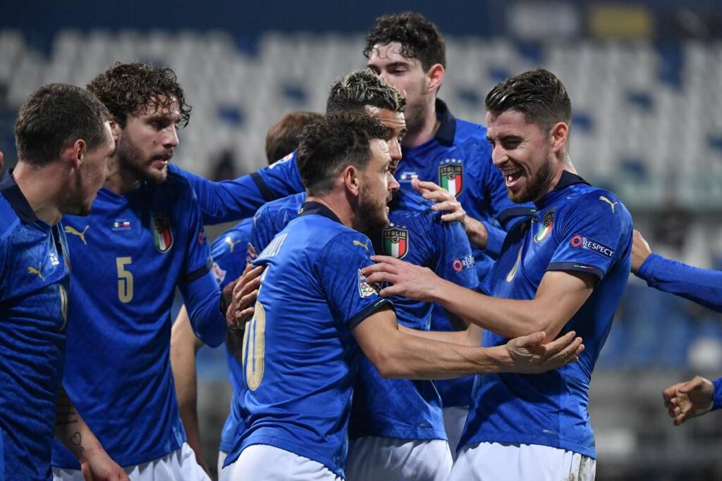 Jorginho-Berardi, l'Italia batte la Polonia 2-0 in Nations ...