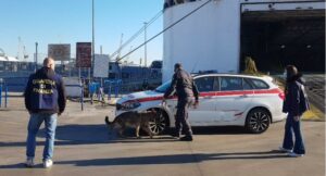 Sequestro di droga dentro un’auto medica al porto di Palermo