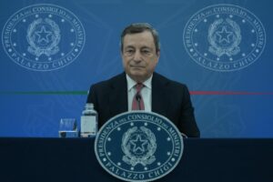 Draghi “Interveniamo per aiutare le famiglie e le imprese”