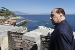 Berlusconi “Forza Italia sostiene il Governo con convinzione”