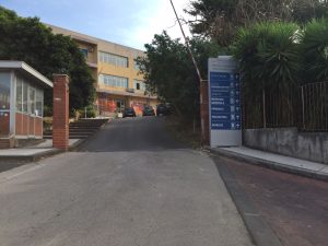 Biancavilla, dramma in Ospedale: un quarantenne si lancia nel vuoto