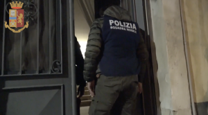 Blitz contro il clan Cappello-Bonaccorsi a Catania: 30 arresti