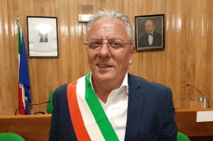 Eletto il nuovo presidente dell’ANCI Sicilia: è Paolo Amenta