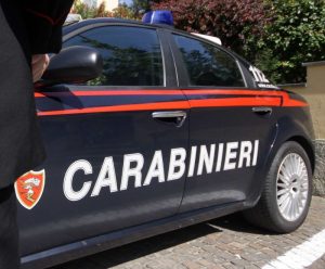 Piazza di spaccio ed estorsioni tra Palermo e Casteldaccia: 12 arresti