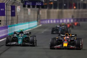 Pioggia, Verstappen e Alonso protagonisti in Australia