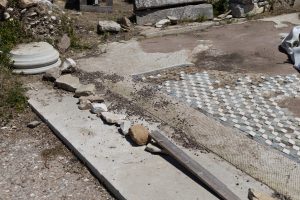 Archeologia, scoperta la strada lastricata dell’antica Segesta
