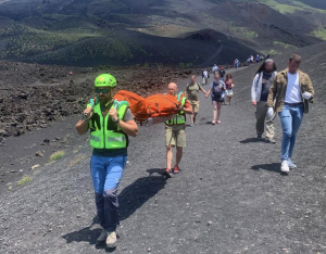 Turista americano infortunato sull’Etna: salvato dal Soccorso Alpino