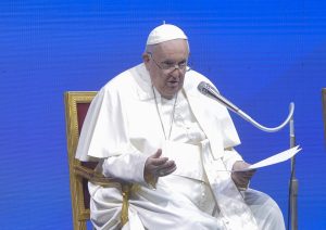 Migranti, Papa “I morti in mare sono la vergogna della società”