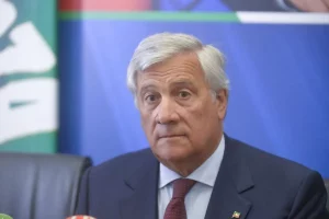 UE, Tajani “Gentiloni non segua la visione dei paesi rigoristi”