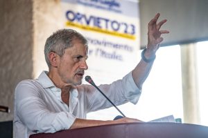 Gianni Alemanno incontra i giornalisti a Palermo venerdì 29 settembre