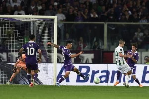 La Fiorentina rimonta il Ferencvaros, finisce 2-2 al Franchi