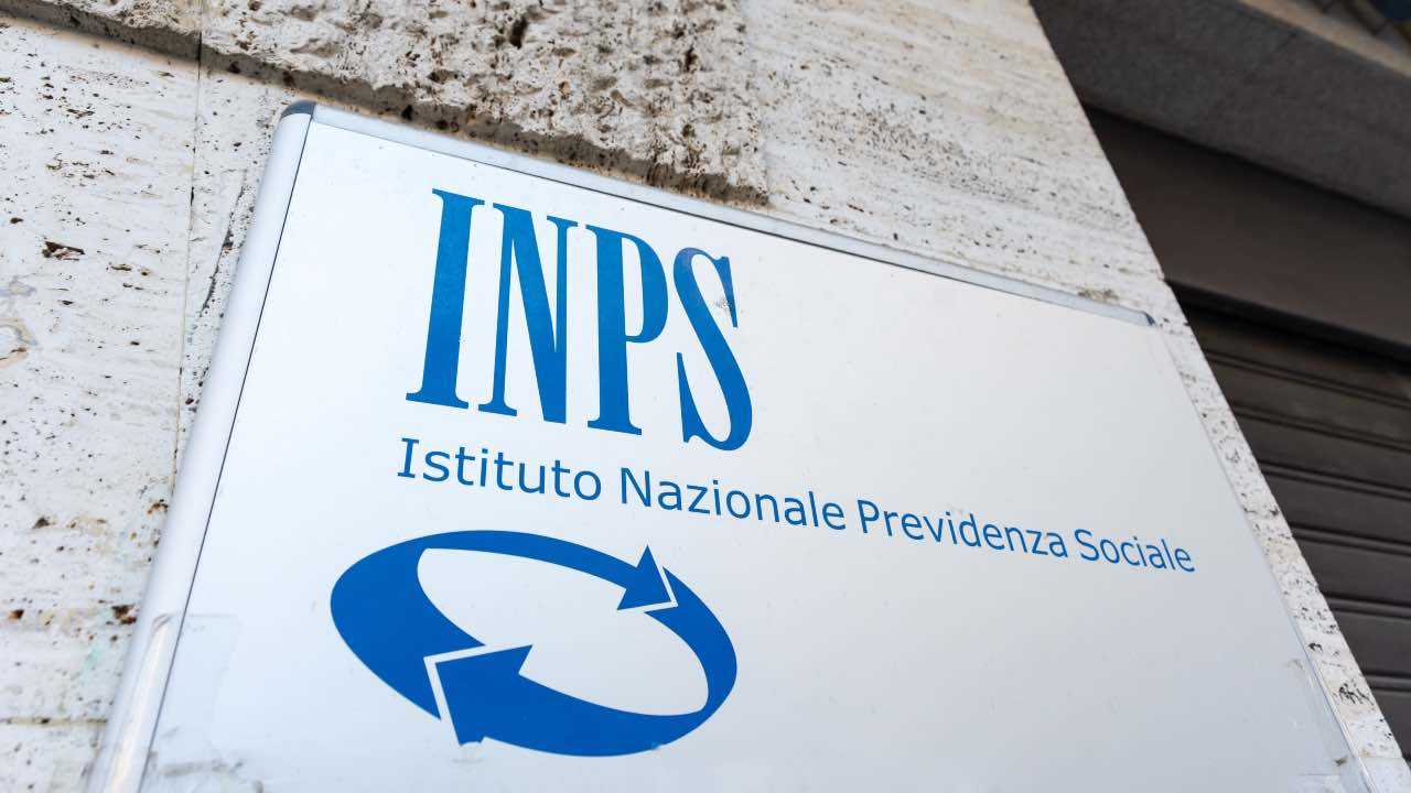 INPS, ecco il bonus rosa: riempiono di soldi tutte le donne d’Italia | Un solo requisito: non c’è alcun limite di ISEE