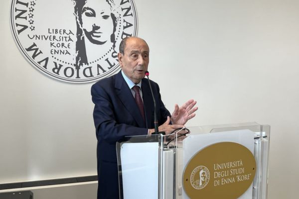 Enna, Schifani inaugura il nuovo polo didattico della scuola di Medicina della Kore