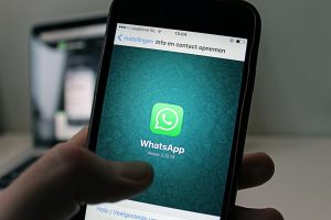 Spioni su WhatsApp ti guardano lo stato e vogliono farla franca - fonte pexels - sicilianews24.it