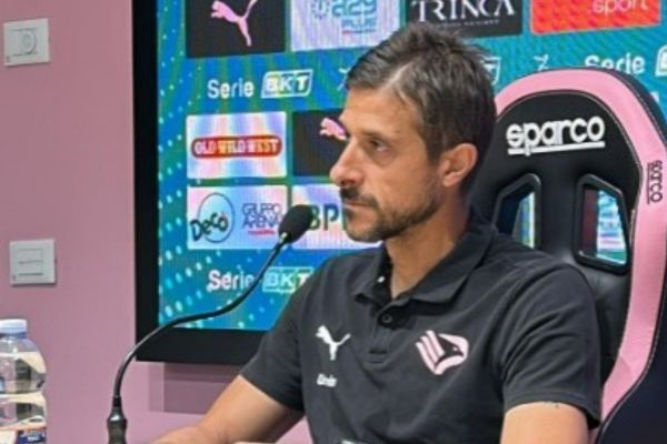 Palermo, Dionisi presenta la sfida contro il Modena: “Equilibrio e mentalità per crescere, sarà una gara difficile”