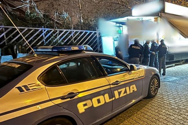 Giro di vite contro i “camioncini” a Catania, raffica di sanzioni