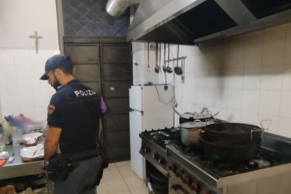 Chiusa una trattoria abusiva in via Pleibiscito a Catania