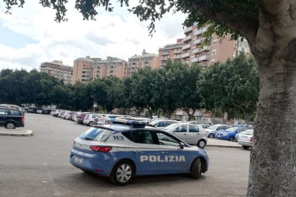 Arrestato per droga a Palermo, fermato con un panetto di 100 grammi di hashish