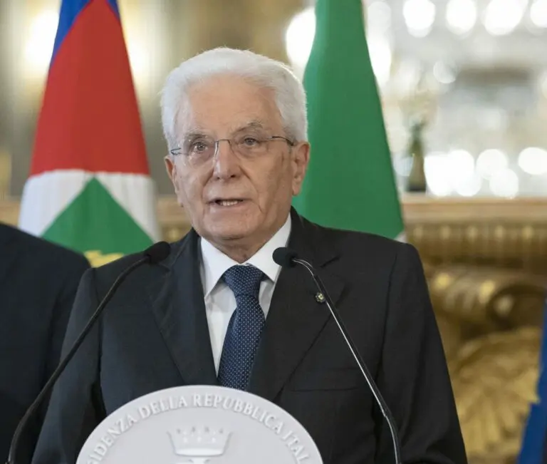 Mattarella a Militello Val di Catania “Garantire servizi adeguati a tutto il Paese”