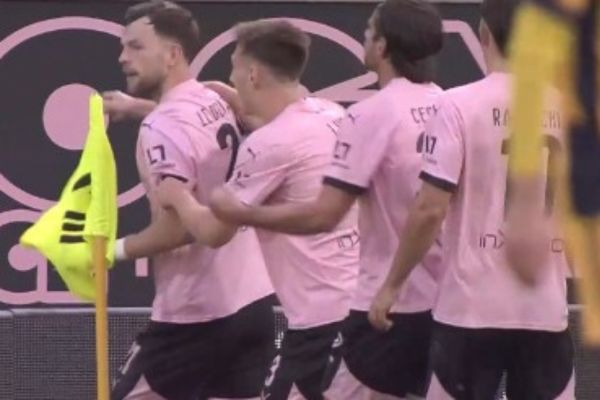 Il Palermo si ripete al Barbera: vittoria contro la Juve Stabia e rilancio in classifica