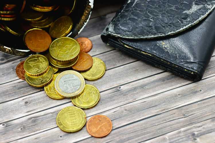 Contributi e pensione - fonte_Canva - Sicilianews24.it