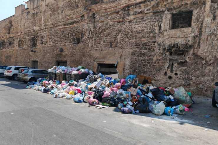 Emergenza rifiuti - fonte_Ansa - Sicilianews24.it